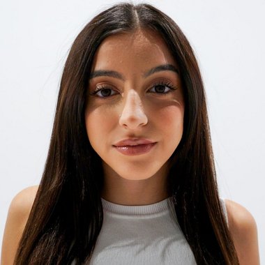 Laraluz F. - Freelance Content Designer