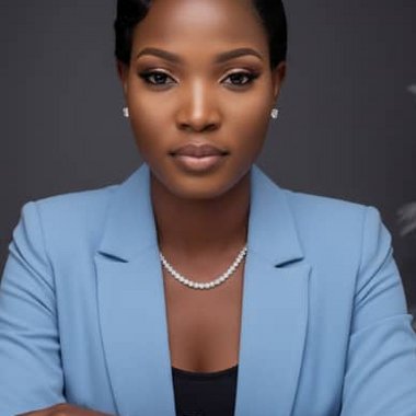 Helen B. - Freelance Data Scientist