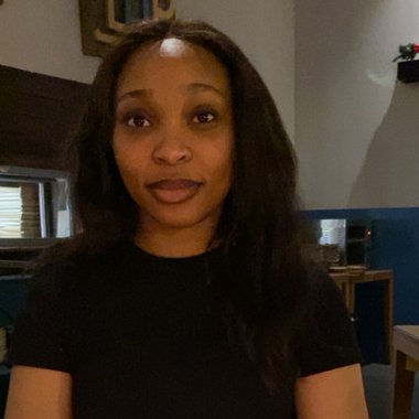 Nancy E. - Freelance Content Creator