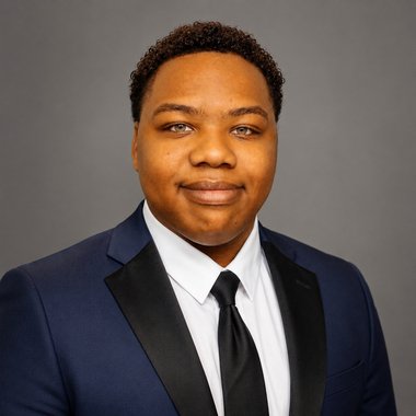 Alexander J. - Freelance Content Creator