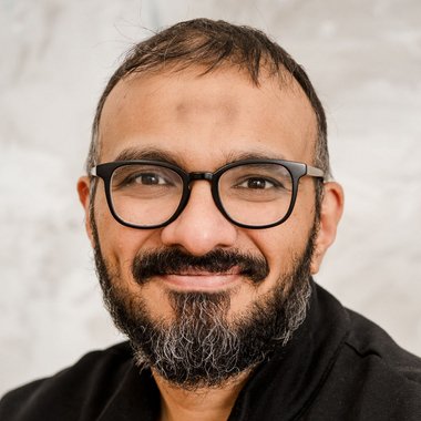 Adnan S. - Freelance Digital Marketer