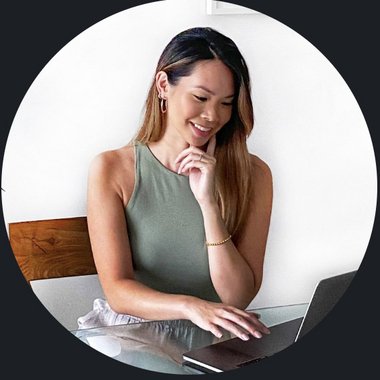 Michelle P. - Freelance Pitch Deck Designer