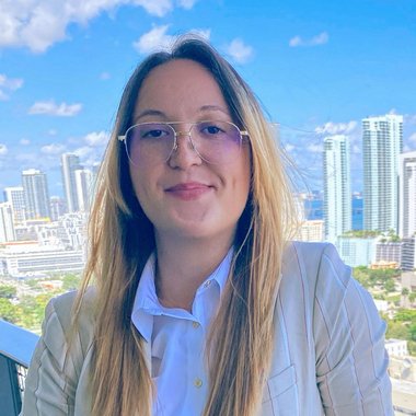 Carolaine B. - Freelance Ux Designer