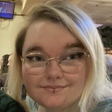 Amy G. - Freelance 3d Designer