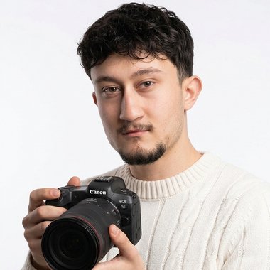 Ege c. - Freelance Photoshop Editor