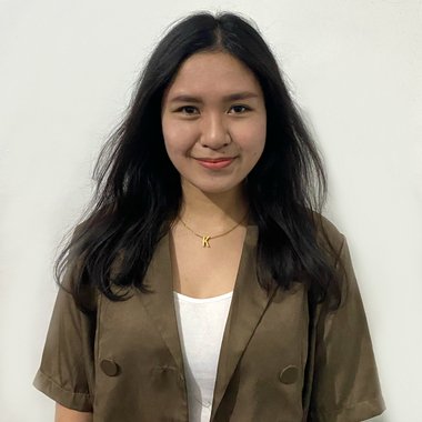 Kiberly V. - Freelance Logo Designer