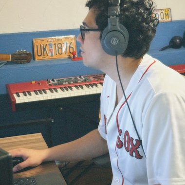 Elias G. - Freelance Mixing Engineer