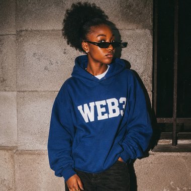 Esther E. - Freelance Content Creator