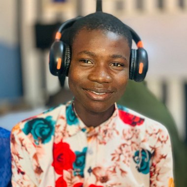 Mr m. - Freelance T Shirt Designer