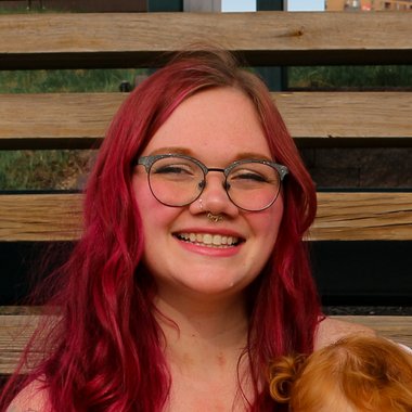 Arielle M. - Freelance Graphic Designer