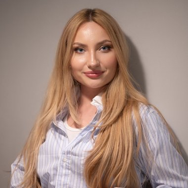 Monika K. - Freelance Voiceover Artist