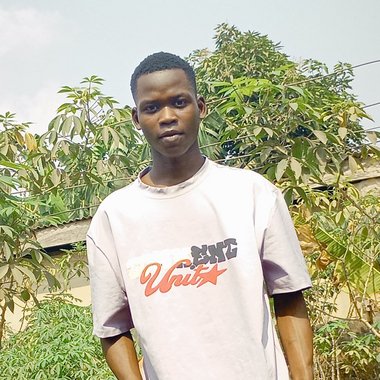 keinde J. - Freelance Podcast Editor