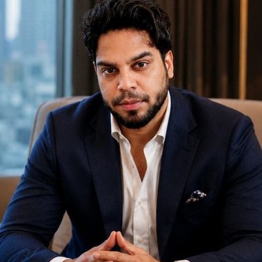 Sultan K. - Freelance Marketer