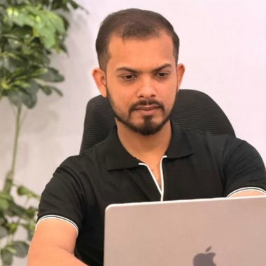 Faizan J. - Freelance Web Designer