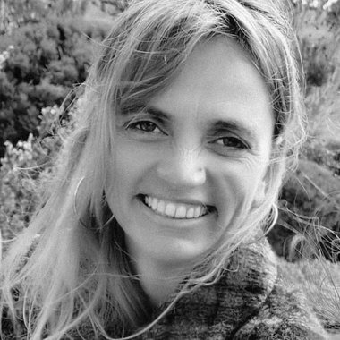 Angelique C. - Freelance Presentation Designer