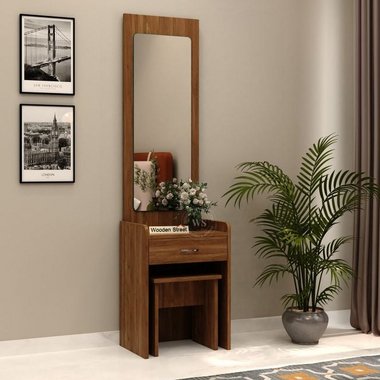 dressing t. - Freelance Animator