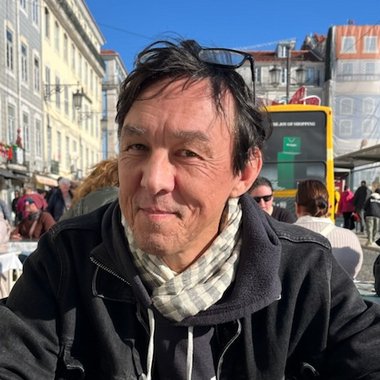 Ola L. - Freelance Designer