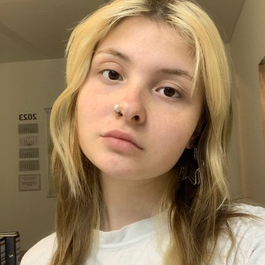 Yesim C. - Freelance Freelance Digital Illustrator