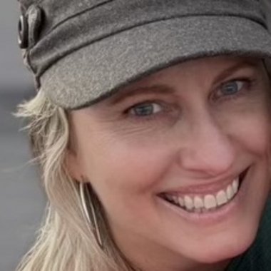 Elza - Freelance Singer