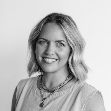 Abany B. - Freelance Presentation Designer