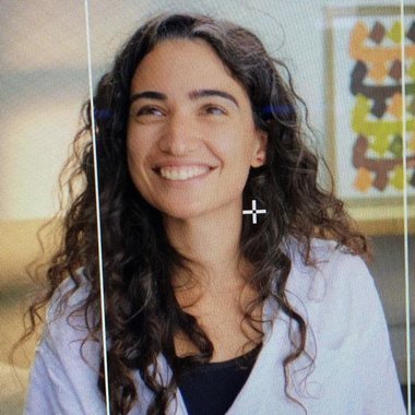 Lara Z. - Freelance 2nd Assistant Director