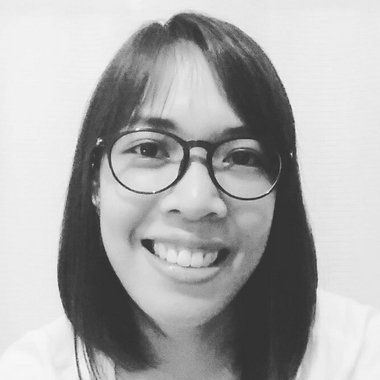 Regina E. - Freelance Graphic Designer