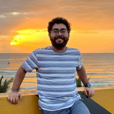 Amesh C. - Freelance Content Creator