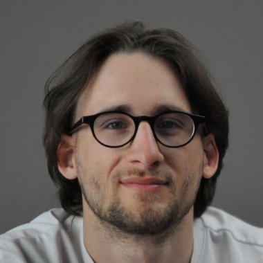 Nicolas D. - Freelance Ui Designer