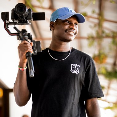 KUSH K. - Freelance Colourist