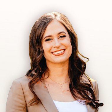 Skye G. - Freelance Graphic Designer