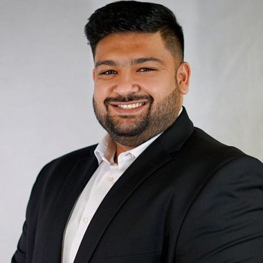 A L. - Freelance Presenter