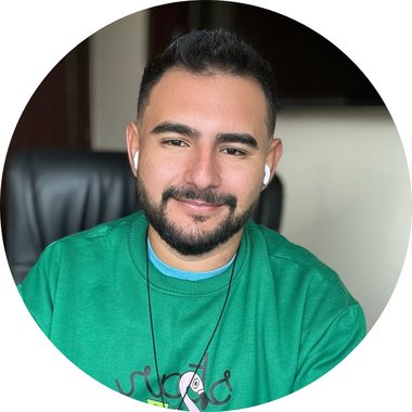 Junior C. - Freelance Content Strategist