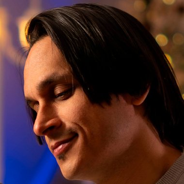 Edgar P. - Freelance Video Editor