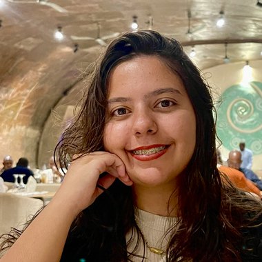 Abril F. - Freelance Community Manager