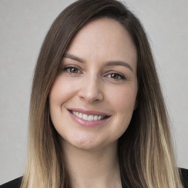 Lindsey T. - Freelance Video Editor