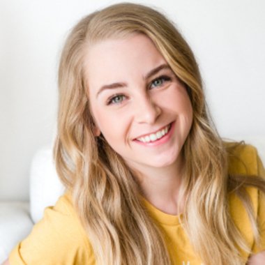 Katie G. - Freelance Graphic Designer