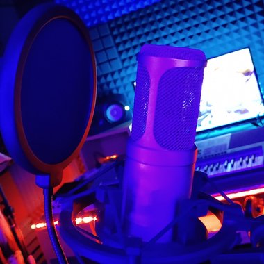 DAZZLE - Freelance Music Producer