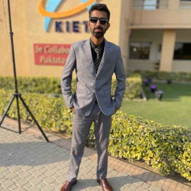 Hassan K. - Freelance Ui Designer