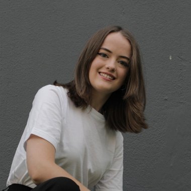 Niké R. - Freelance Motion Graphic Designer
