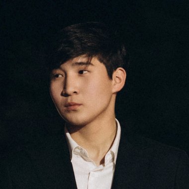 Ernur S. - Freelance Brand Designer