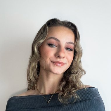 alyssajthompson - Freelance Art Director