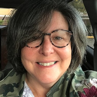 ameliaairheart - Freelance Graphic Designer