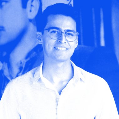 Carlo G. - Freelance Presentation Designer