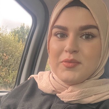 Rahaf a. - Freelance Graphic Designer