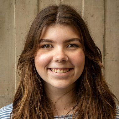 Ella S. - Freelance Ui Designer