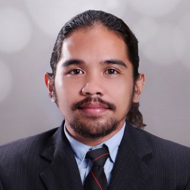 Godwin P. - Freelance Graphic Designer