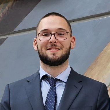 Antoni K. - Freelance Marketing Strategist