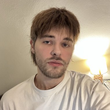 Oscar L. - Freelance Music Producer