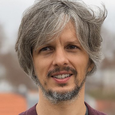 Facundo R. - Freelance Brand Designer