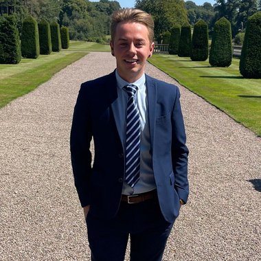 Hughes98 - Freelance Copywriter